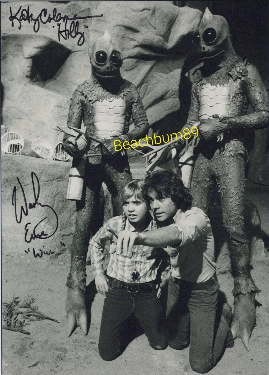 Kathy Coleman — "Land Of The Lost" KATHY COLEMAN & WESLEY EURE Signed 8x10 B&W Photo W/COA