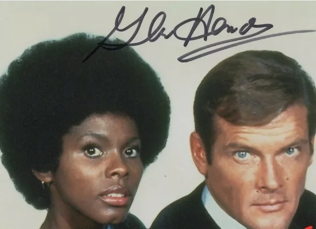 Gloria Hendry — GLORIA HENDRY in James Bond's "Live and Let Die" - Signed 8x10 Photo W/COA, изображение 2