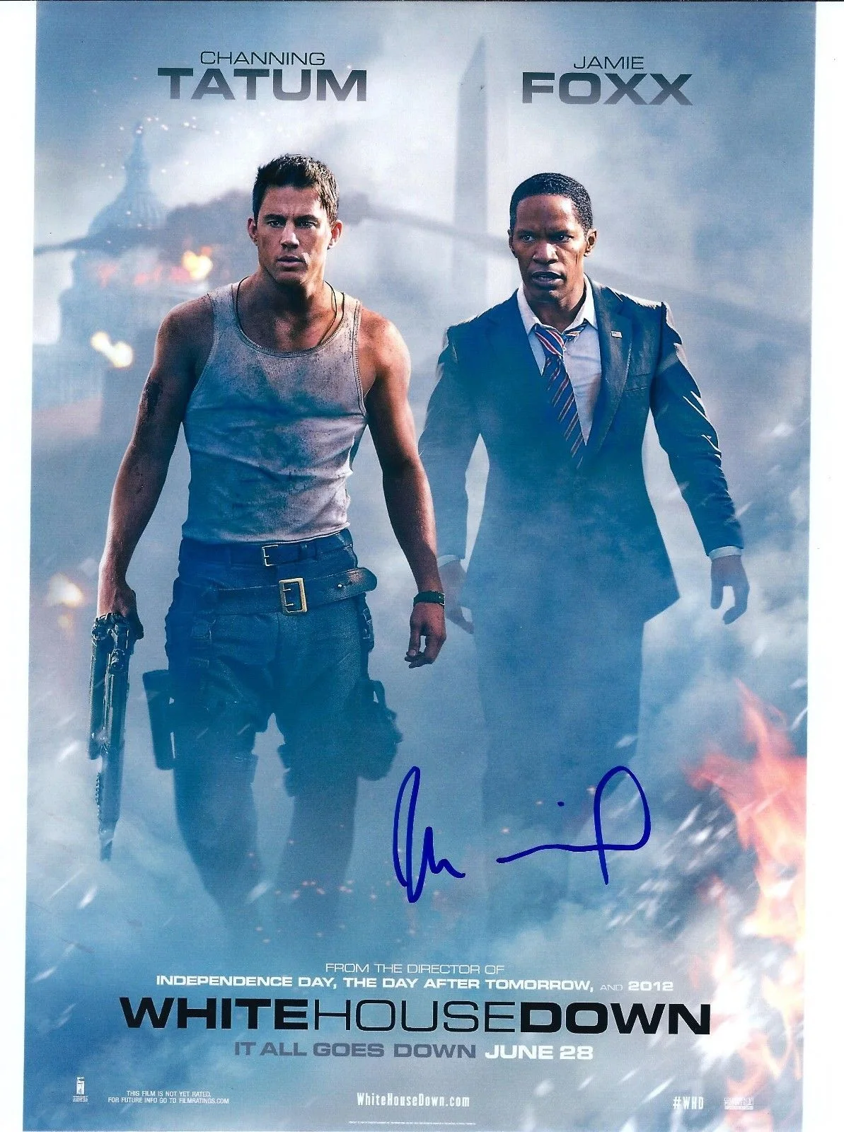 Roland Emmerich — Director Roland Emmerich signed White House Down 8x10 photo - Proof - 2012