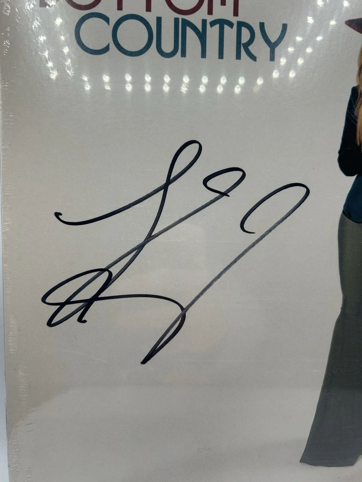 Lainey Wilson Signed Bell Bottom Country Vinyl Autographed - SEALED, изображение 2