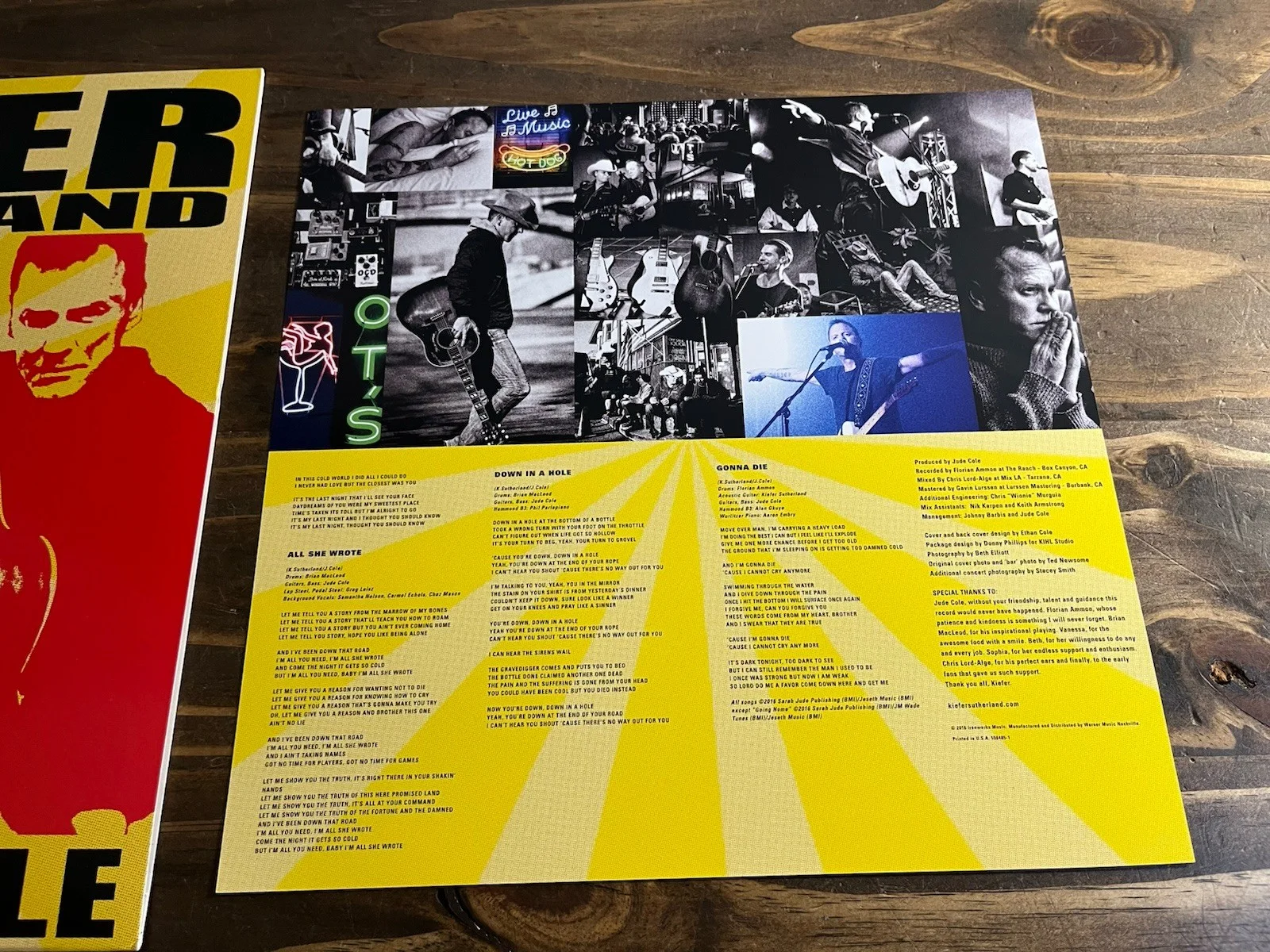 Kiefer Sutherland “DOWN IN A HOLE” Album Autographed Signed Vinyl LP Record, изображение 4
