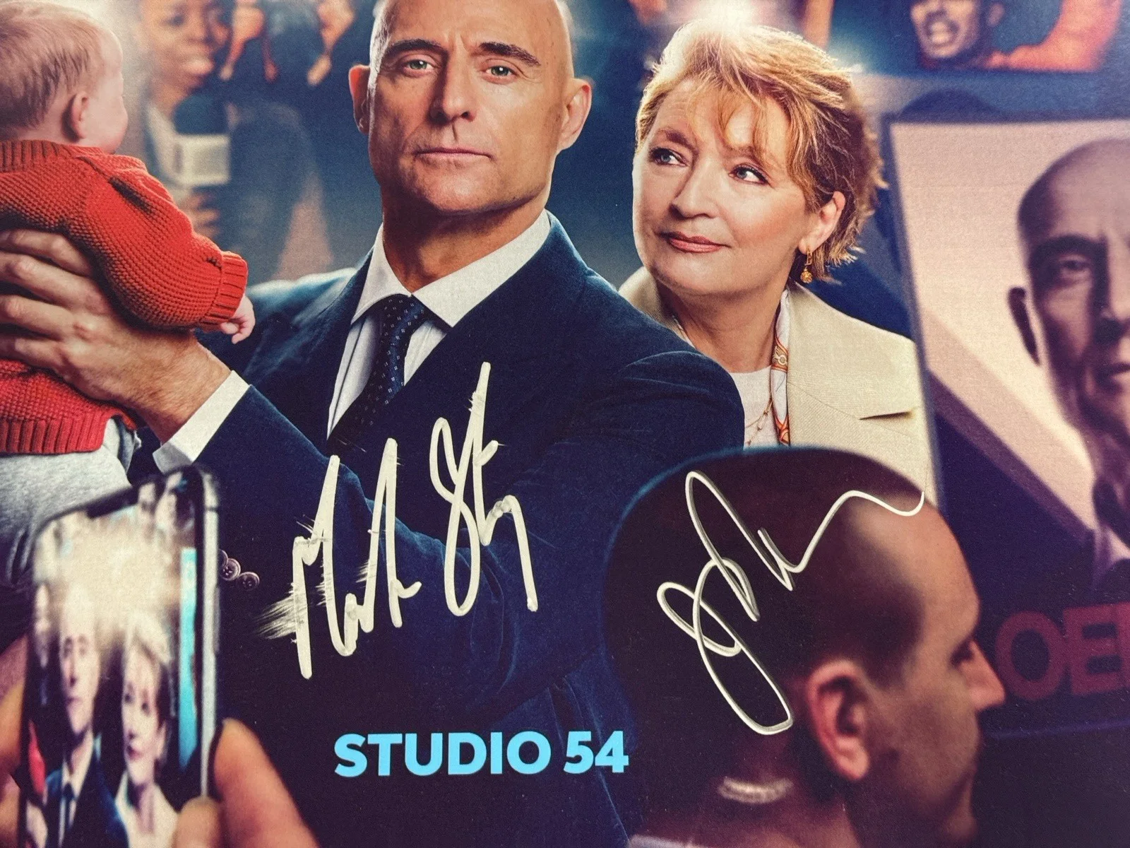 Mark Strong, John Carroll Lynch — Oedipus signed Broadway Window Card Poster 14x22 Mark Strong John Carroll Lynch, изображение 2