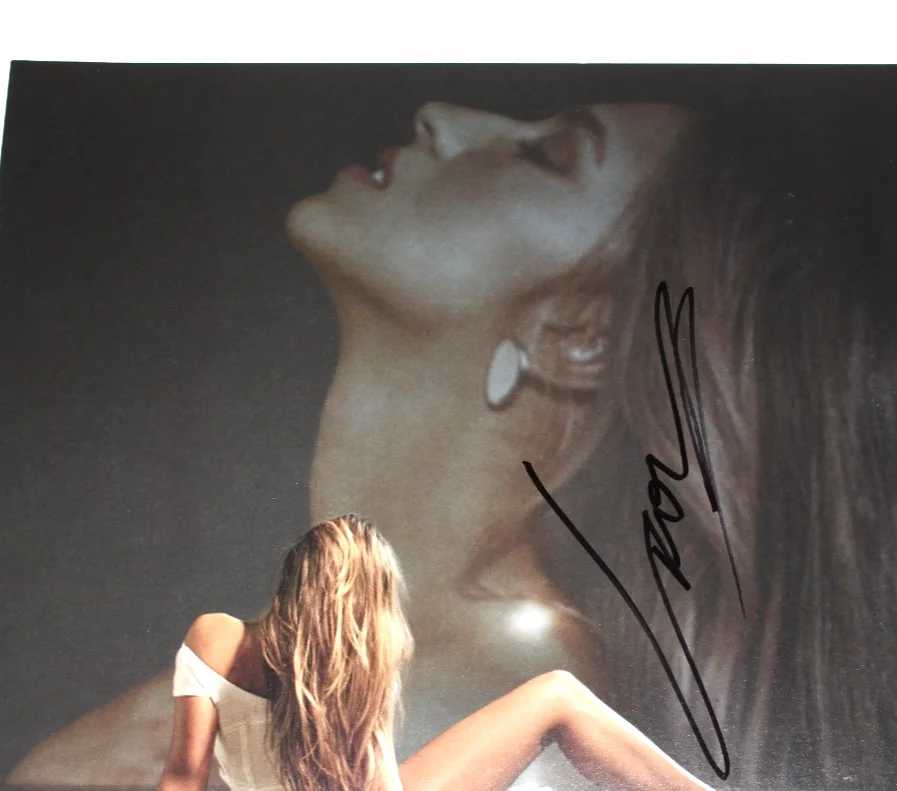 SINGER TATE MCRAE SIGNED 'SO CLOSE TO WHAT' ALBUM VINYL RECORD LP BECKETT COA, изображение 2