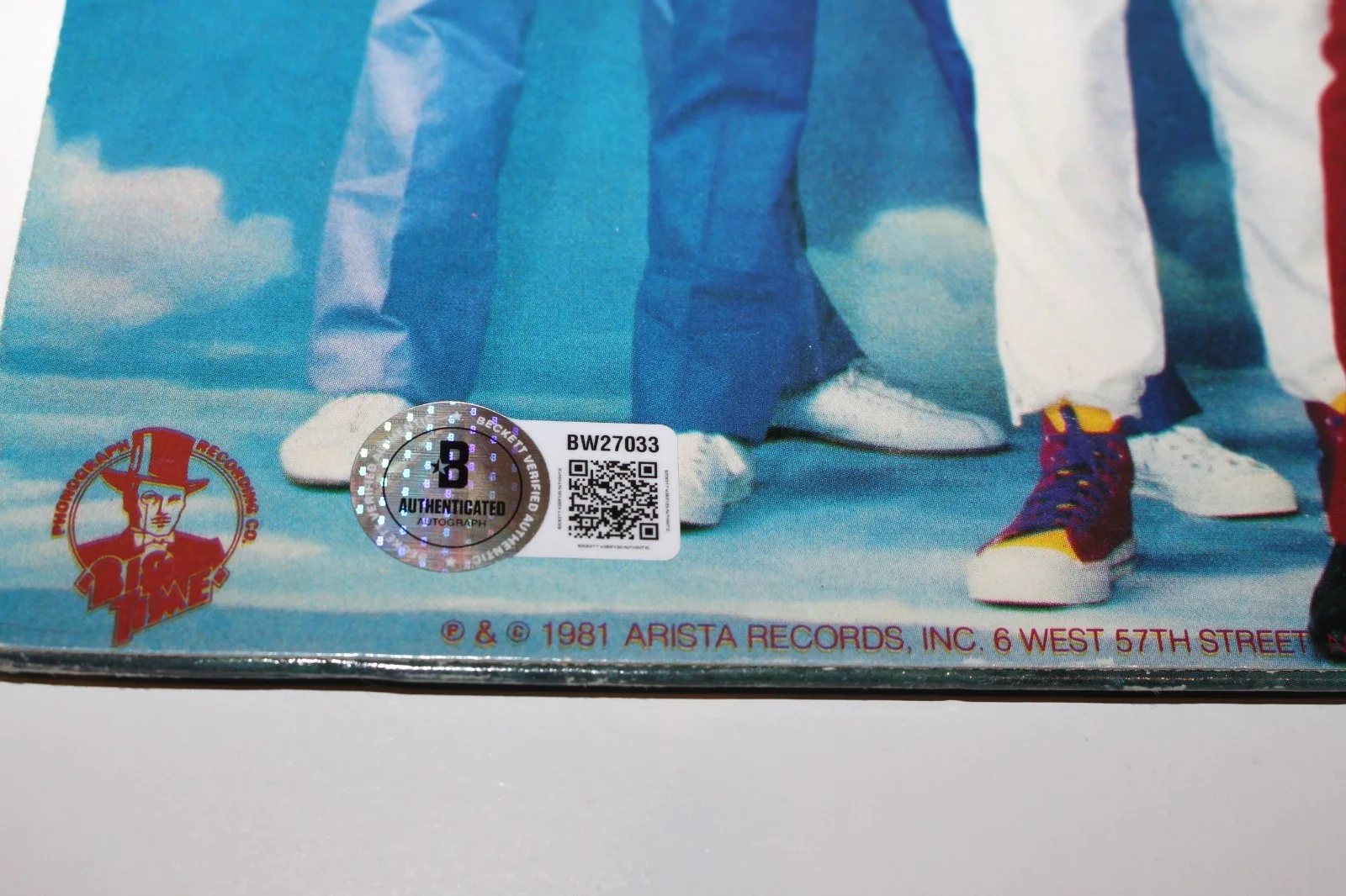 AIR SUPPLY GROUP SIGNED THE ONE THAT YOU LOVE ALBUM LP VINYL RECORD BECKETT COA, изображение 3