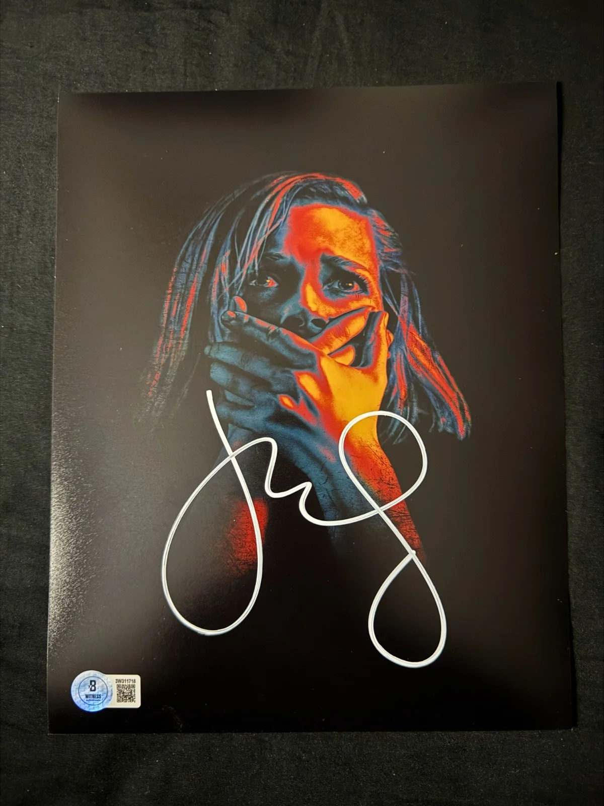 Jane Levy — Jane Levy signed Dont Breath 8x10 photo W/ Beckett Witness COA