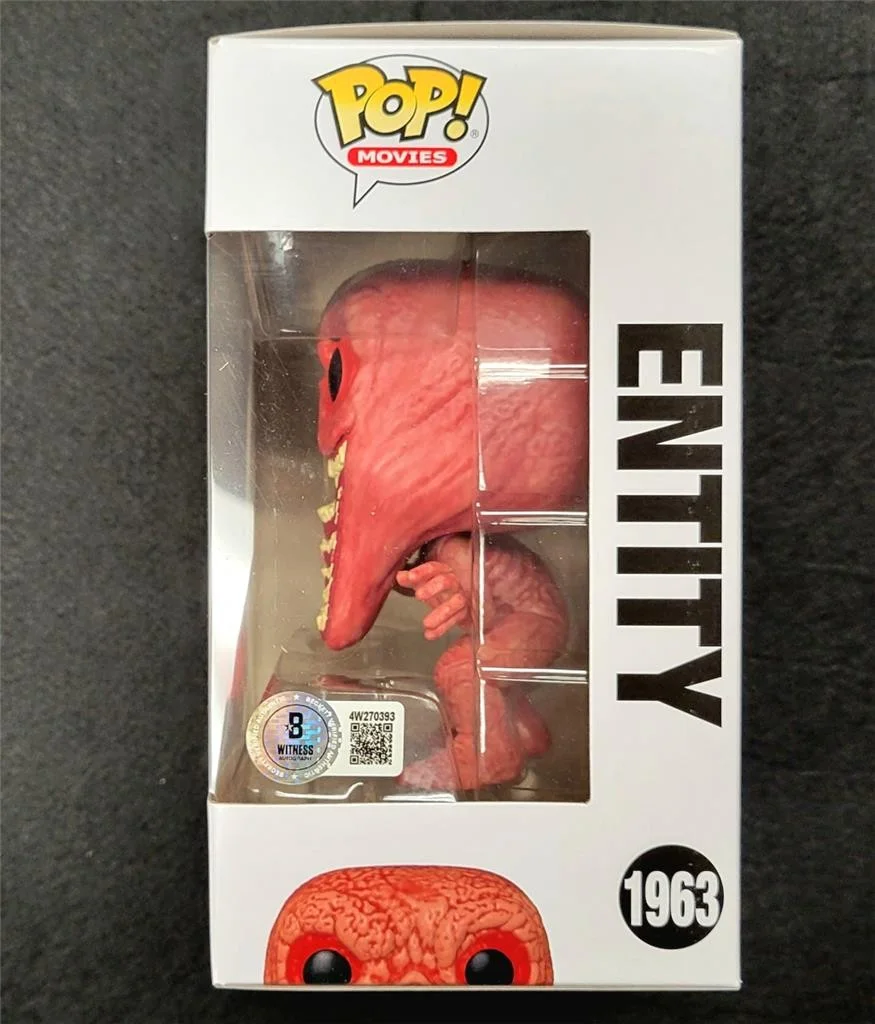 Marti Matulis — Marti Matulis signed Smile Entity Funko Pop 1963 autograph Beckett BAS Witness, изображение 2