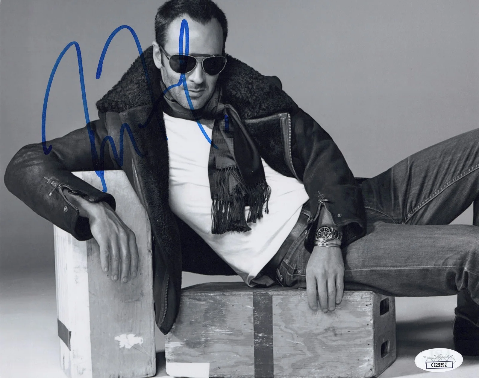 TOM FORD — Tom Ford signed Autographed 8x10 Photo b GUCCI DESIGNER Director JSA COA, image 4
