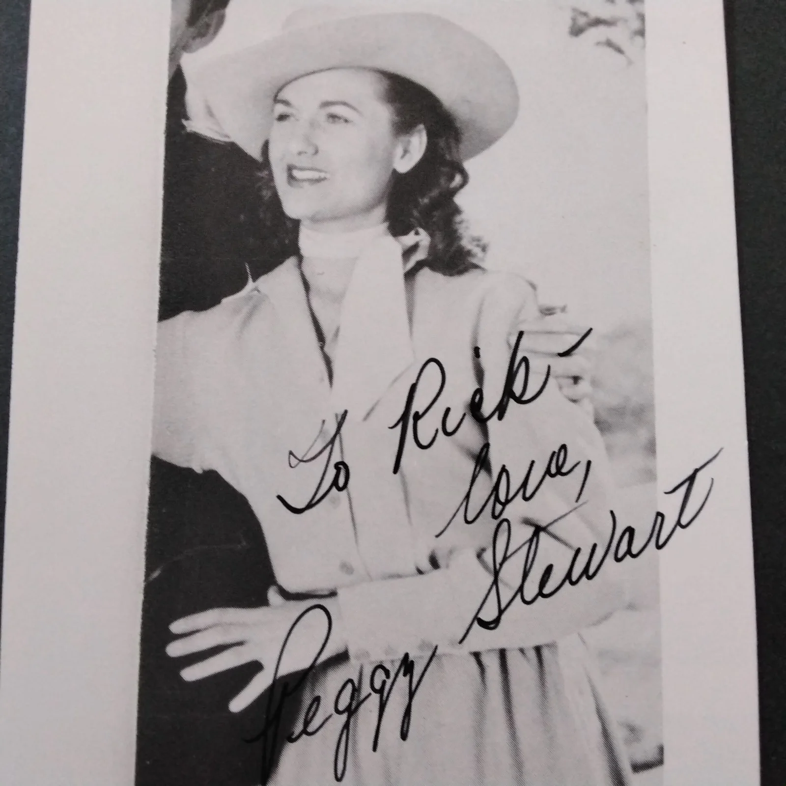 Peggy Stewart SIGNED 3x5 Photo 40s Movie TV Actress Westerns Republic Roy Rogers, изображение 3