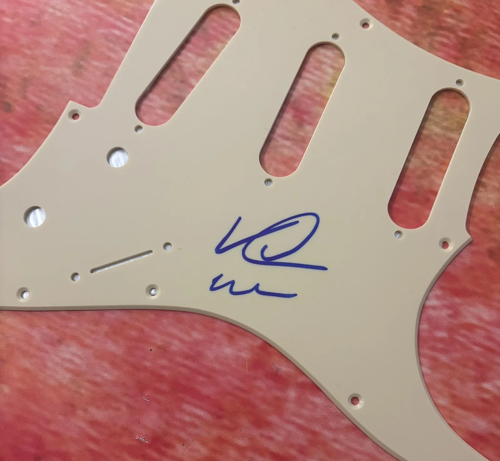 GFA Earth, Wind & Fire Band * VERDINE WHITE * Signed Electric Pickguard COA, image 2