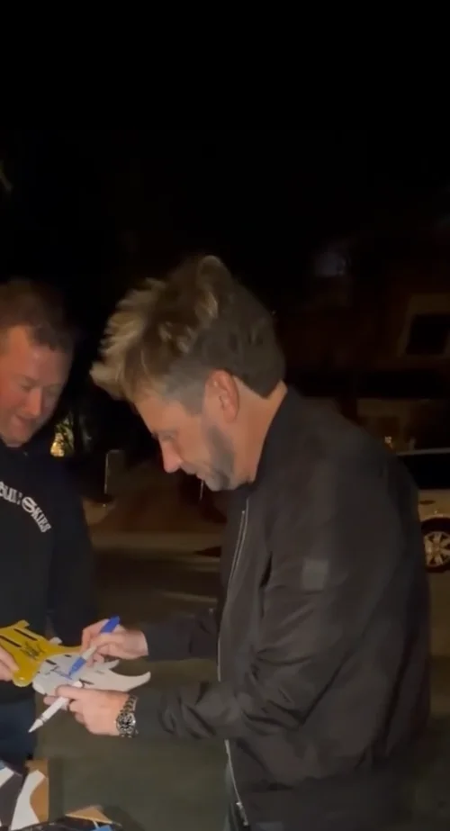 GFA Nickelback Band * CHAD KROEGER * Signed Electric Pickguard EXACT PROOF COA, image 4
