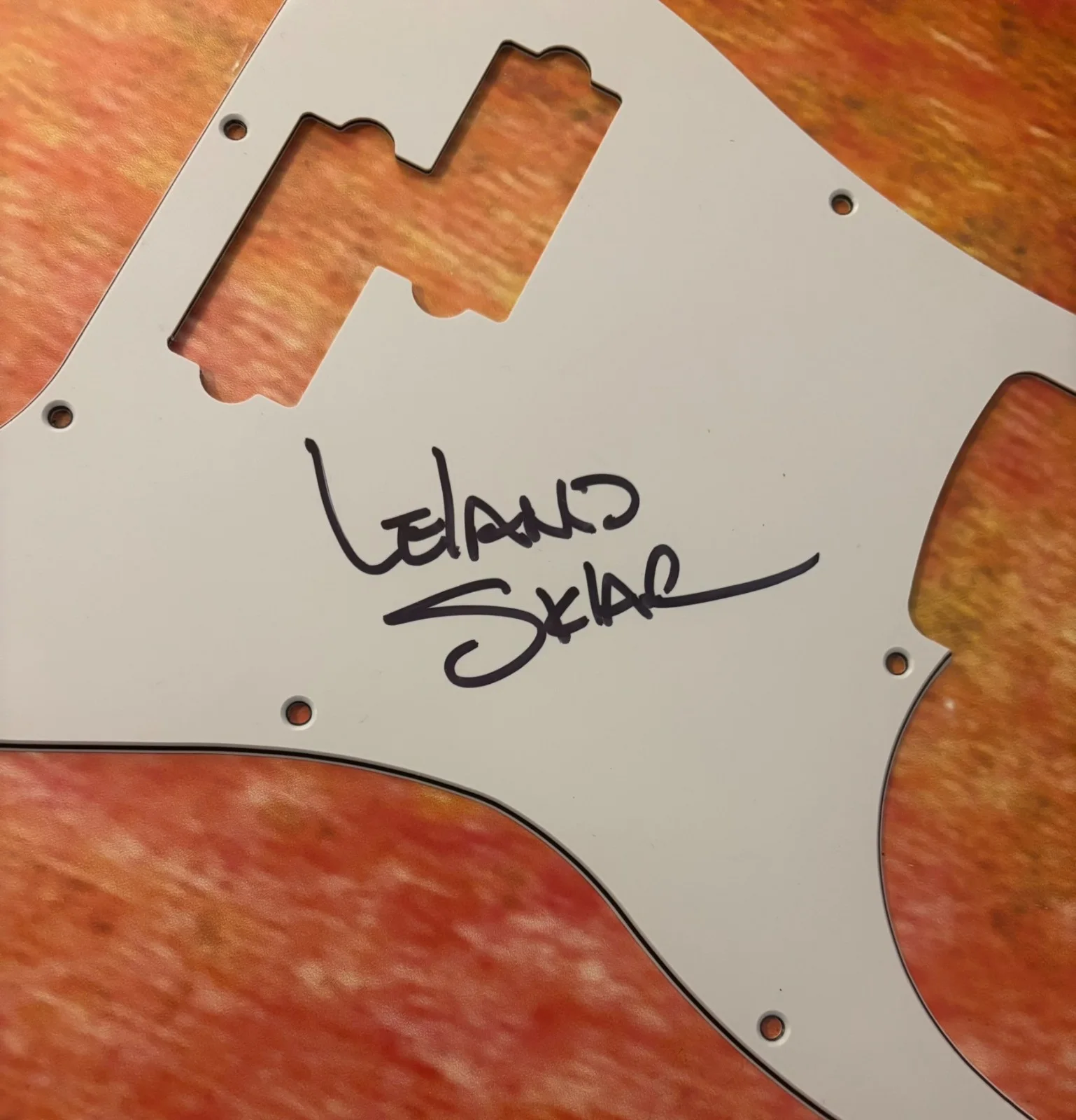 GFA The Section Bassist * LELAND SKLAR * Signed Bass Electric Pickguard COA, изображение 3