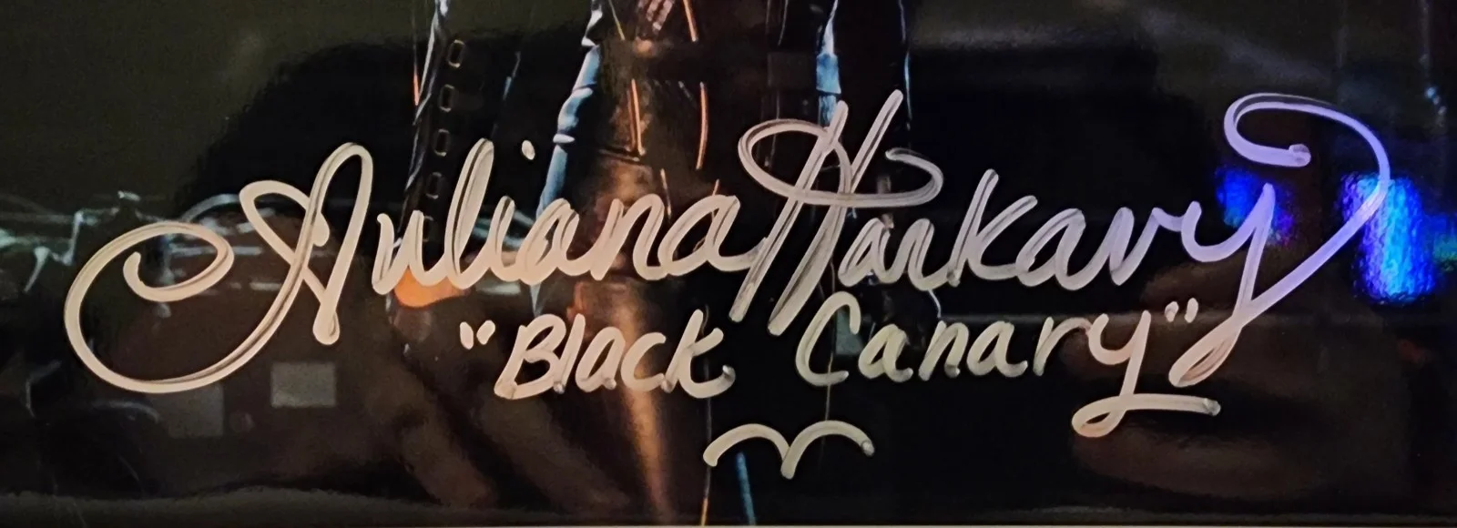 Juliana Harkavy — Juliana Harkavy Signed Autograph Black Canary Arrow DC 8x10 Photo ACOA COA, изображение 2
