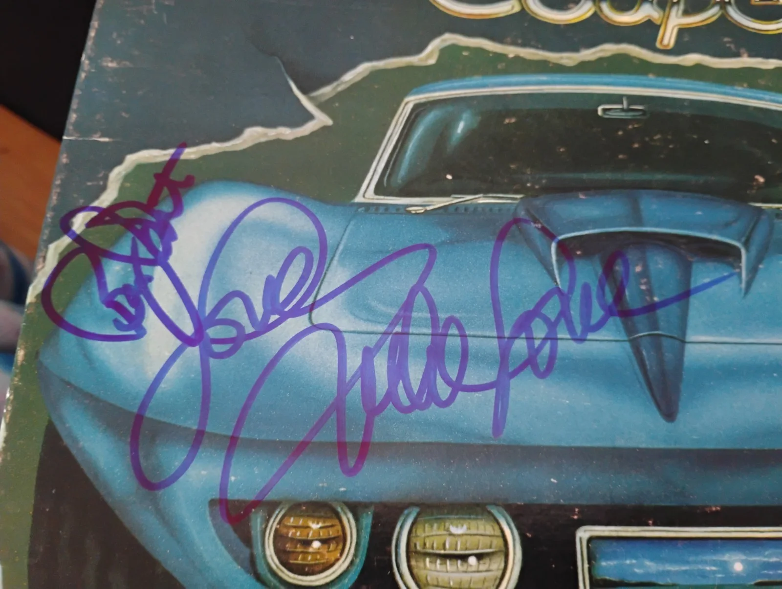 BEACH BOYS MIKE LOVE BRUCE JOHNSTON SIGNED LITTLE DEUCE COUPE ALBUM VINYL RECORD, image 2