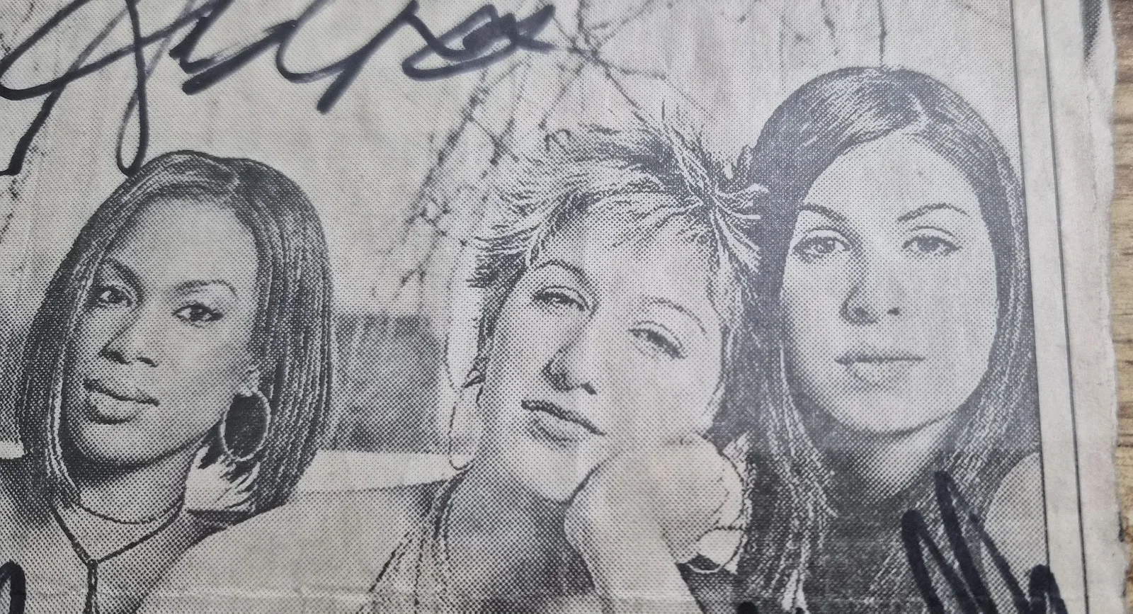 Sugar Jones All 5 Autographs Maiko Sahara Andrea Julie Mirella Dell Oct 4 2001, изображение 4