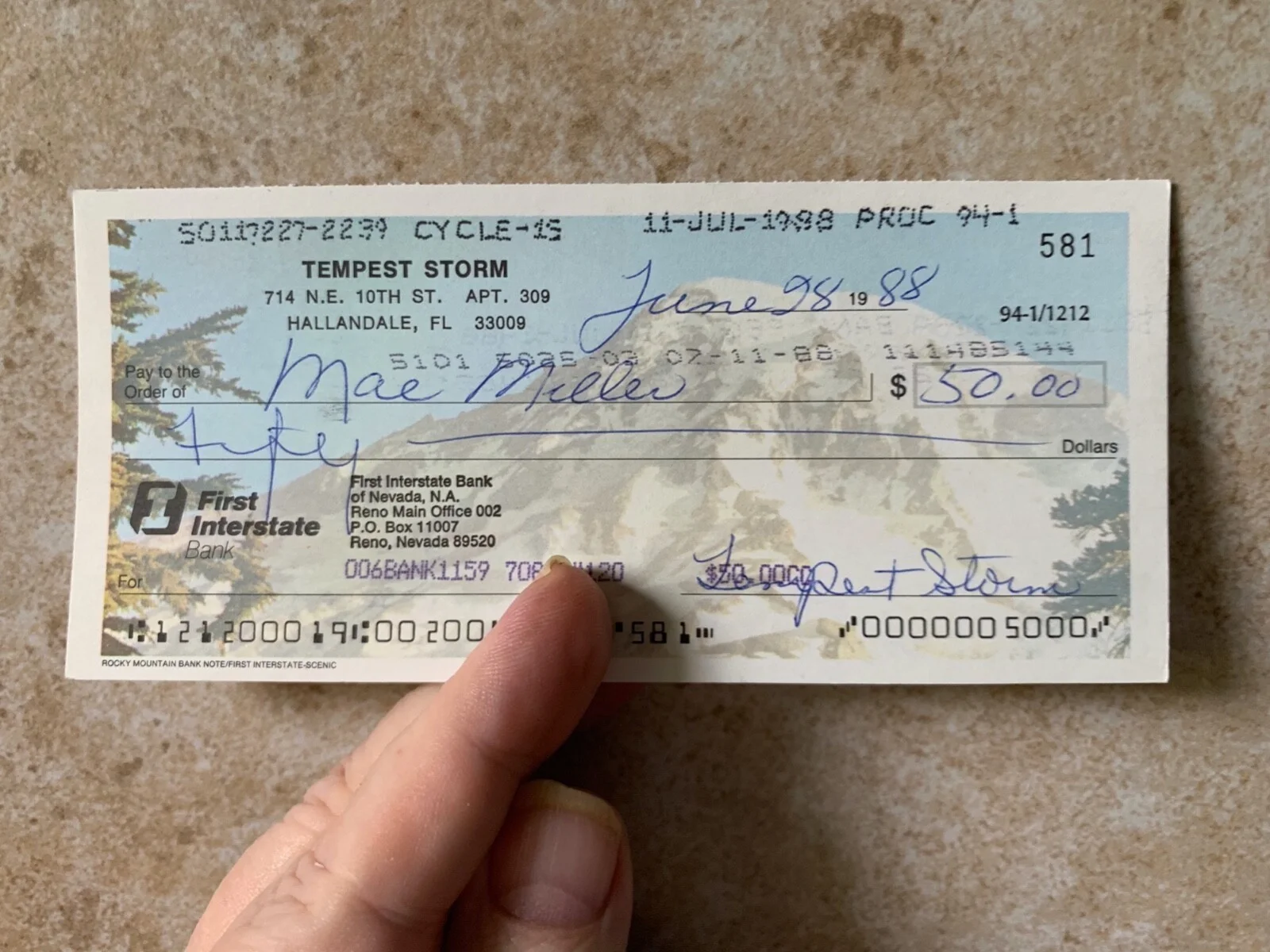 Tempest Storm — TEMPEST STORM burlesque star hand written signed checks autograph, image 3