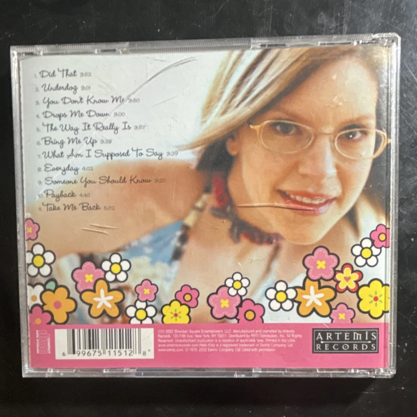 Lisa Loeb Hello Lisa Autographed CD & Booklet Artemis Records Hello Kitty, image 2