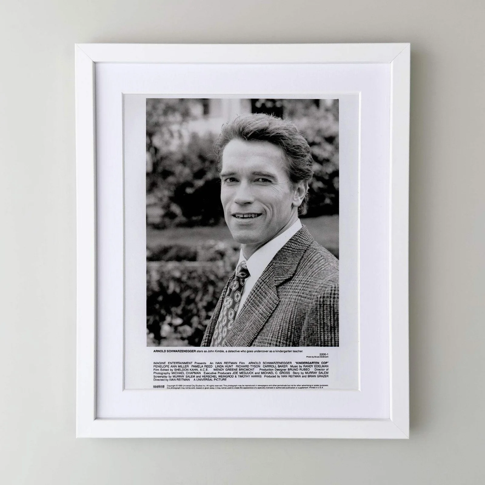 Kindergarten Cop (1990) Press Publicity Still - Framed, image 3