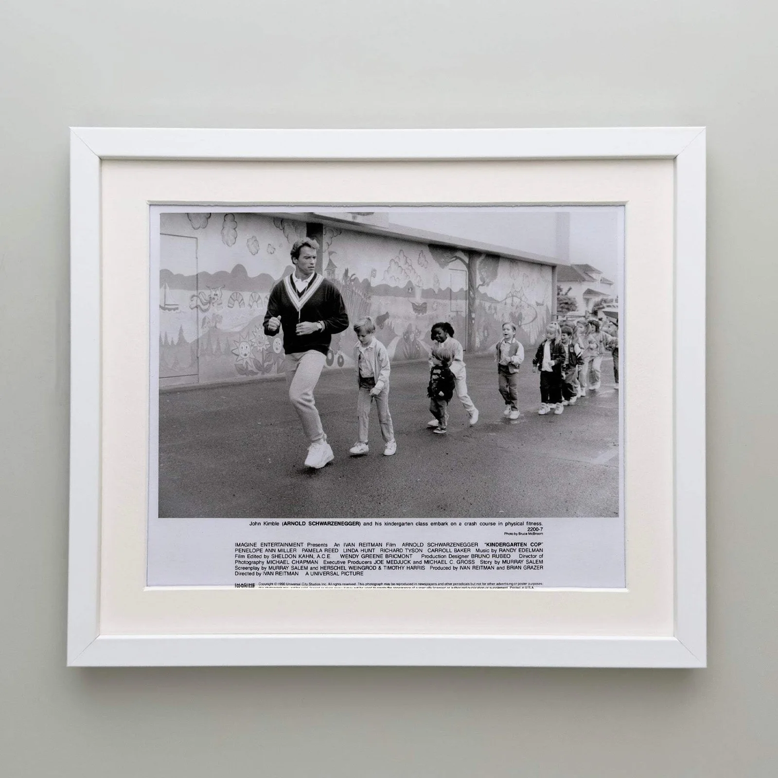 Kindergarten Cop (1990) Press Publicity Still - Framed, image 4