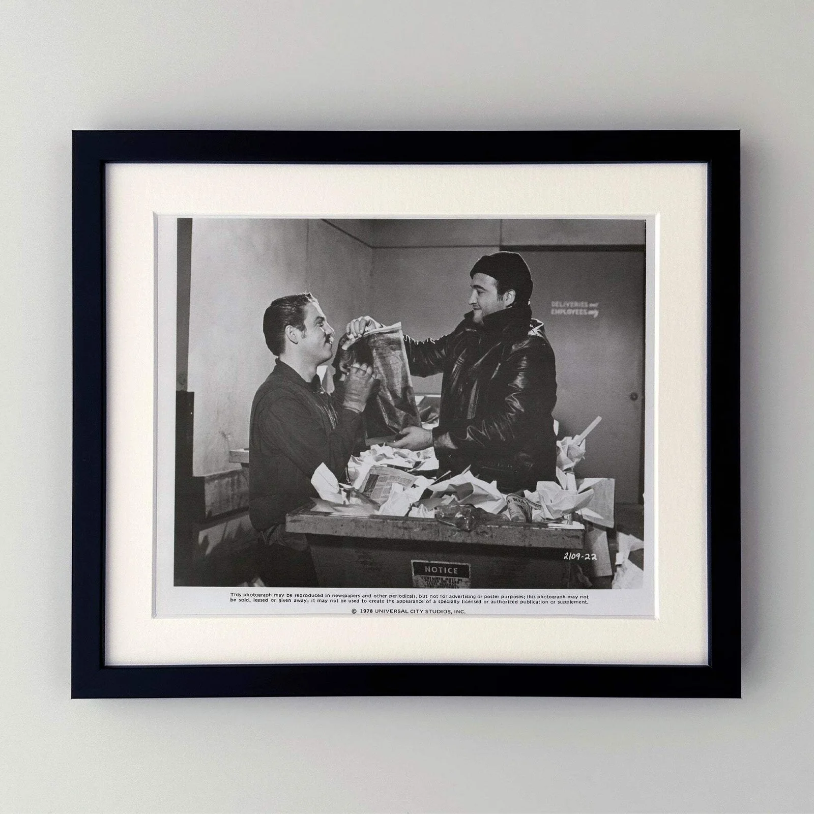 National Lampoons Animal House (1978) Press Publicity Still - Framed, изображение 2