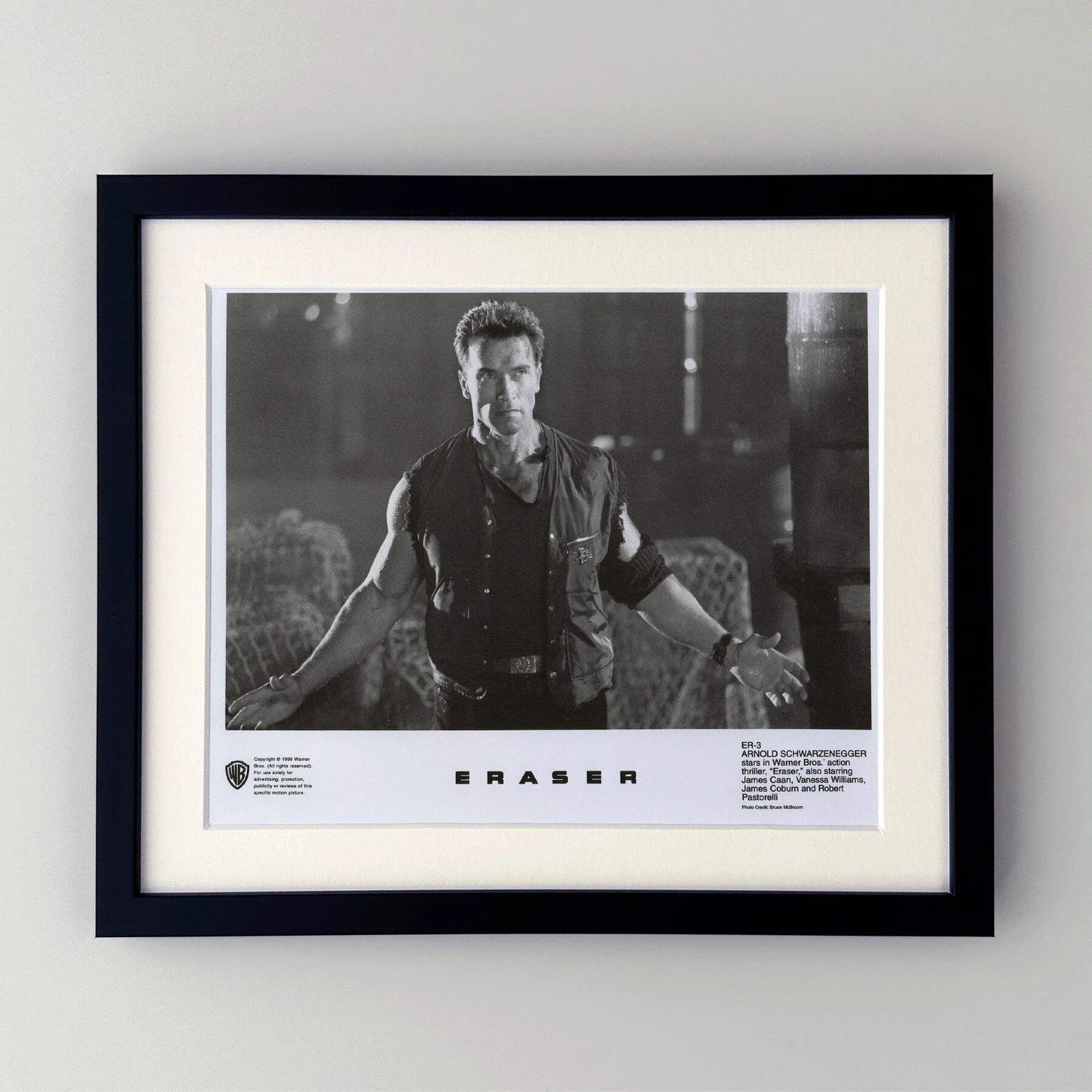 Eraser (1996) Press Publicity Still - Framed, image 2