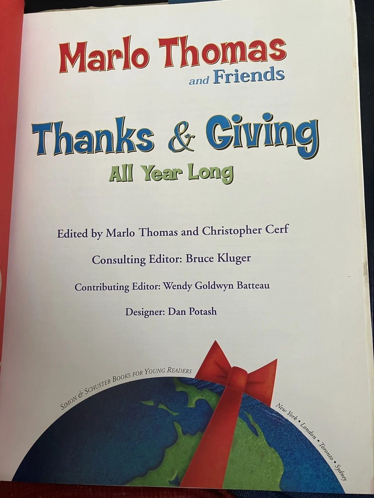 Marlo Thomas — Marlo Thomas Signed Book And Friends 1st Edition Inscribed To Lou Sahadi Writer, image 3