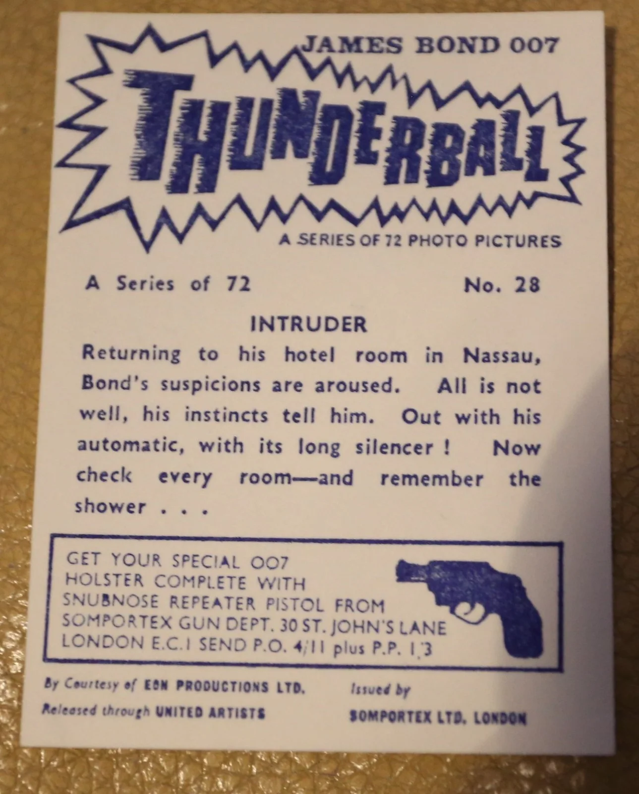 JAMES BOND SOMPORTEX THUNDERBALL 1966 ORIGINAL TRADING CARD EX COND NUMBER 28, изображение 2