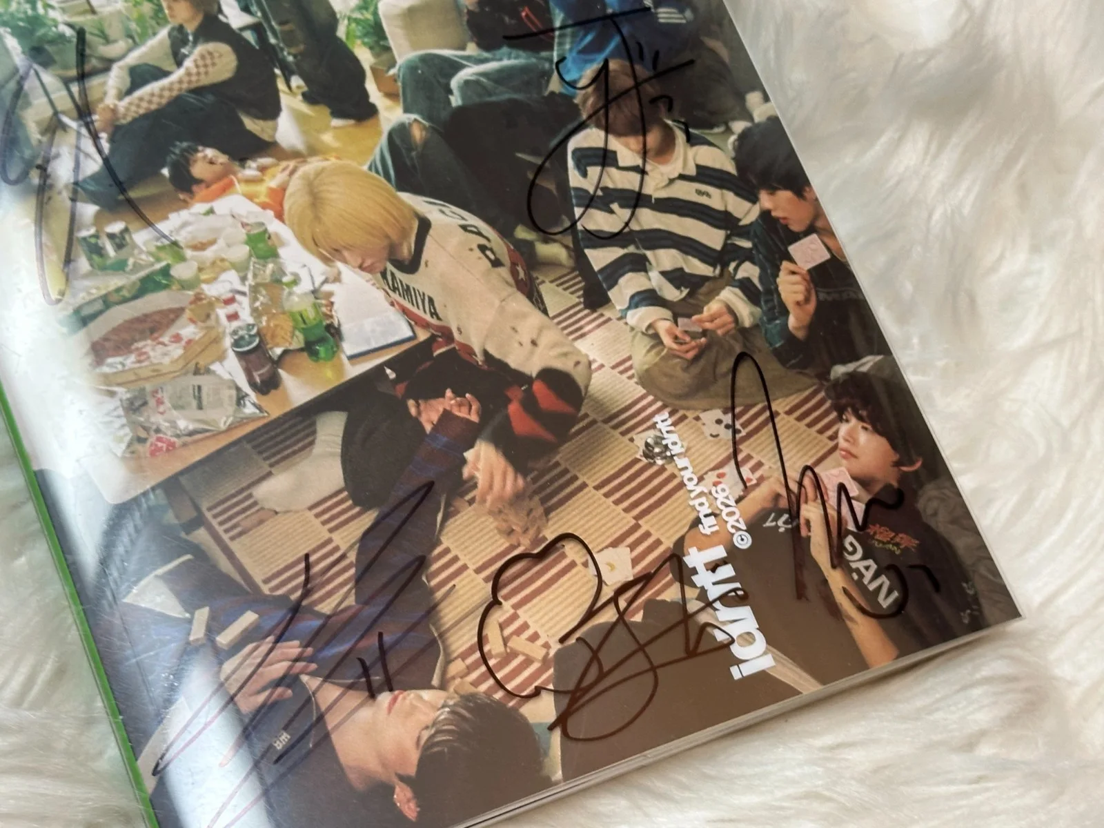 idntt- ALL MEMBER Autograph(Signed) PROMO ALBUM KPOP, image 3