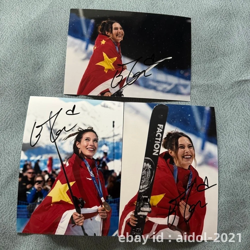 Gu Ailing Eileen Feng Gu Autographed Signed Photo Autographs Collectibles 2026, image 2