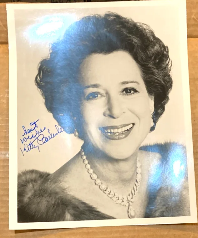 KITTY CARLISLE — KITTY CARLISLE SIGNED Autograph Photo 8x10 Movie Actor Film Signed star /CERT.