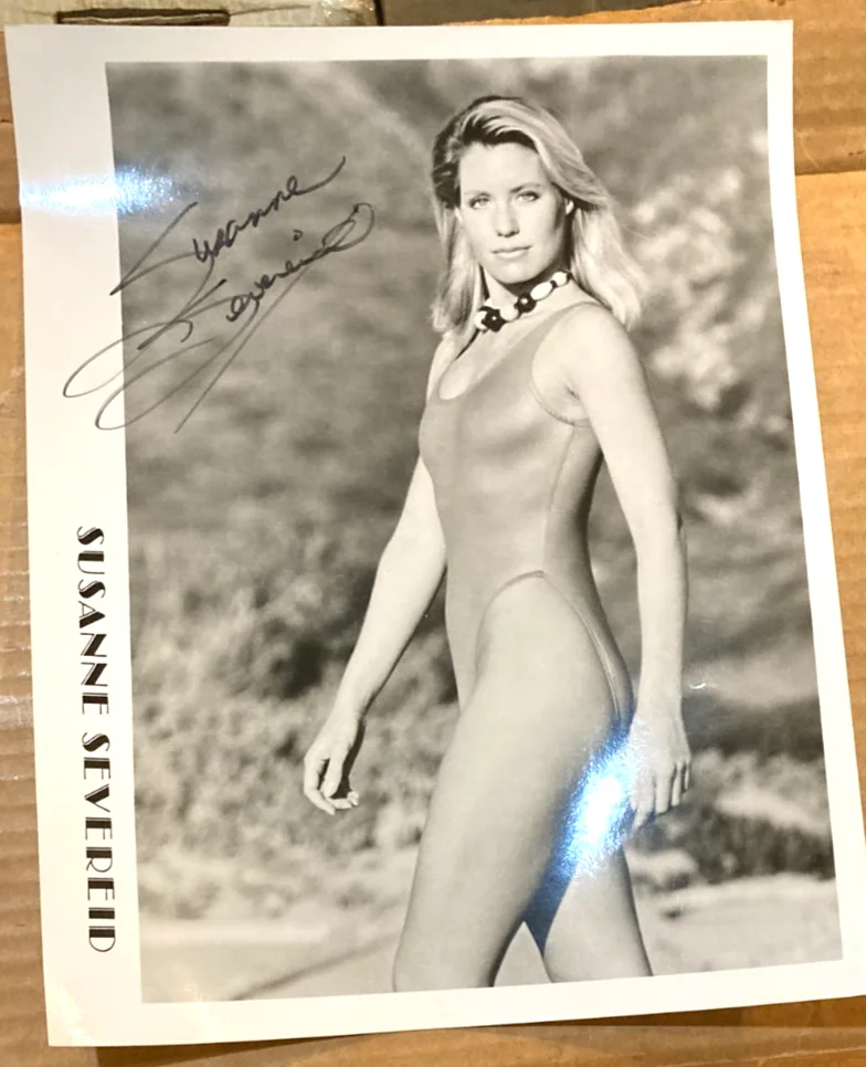 SUSANNE SEVEREID — SUSANNE SEVEREID MODEL SIGNED AUTOGRAPH 8X10 B&W PHOTO