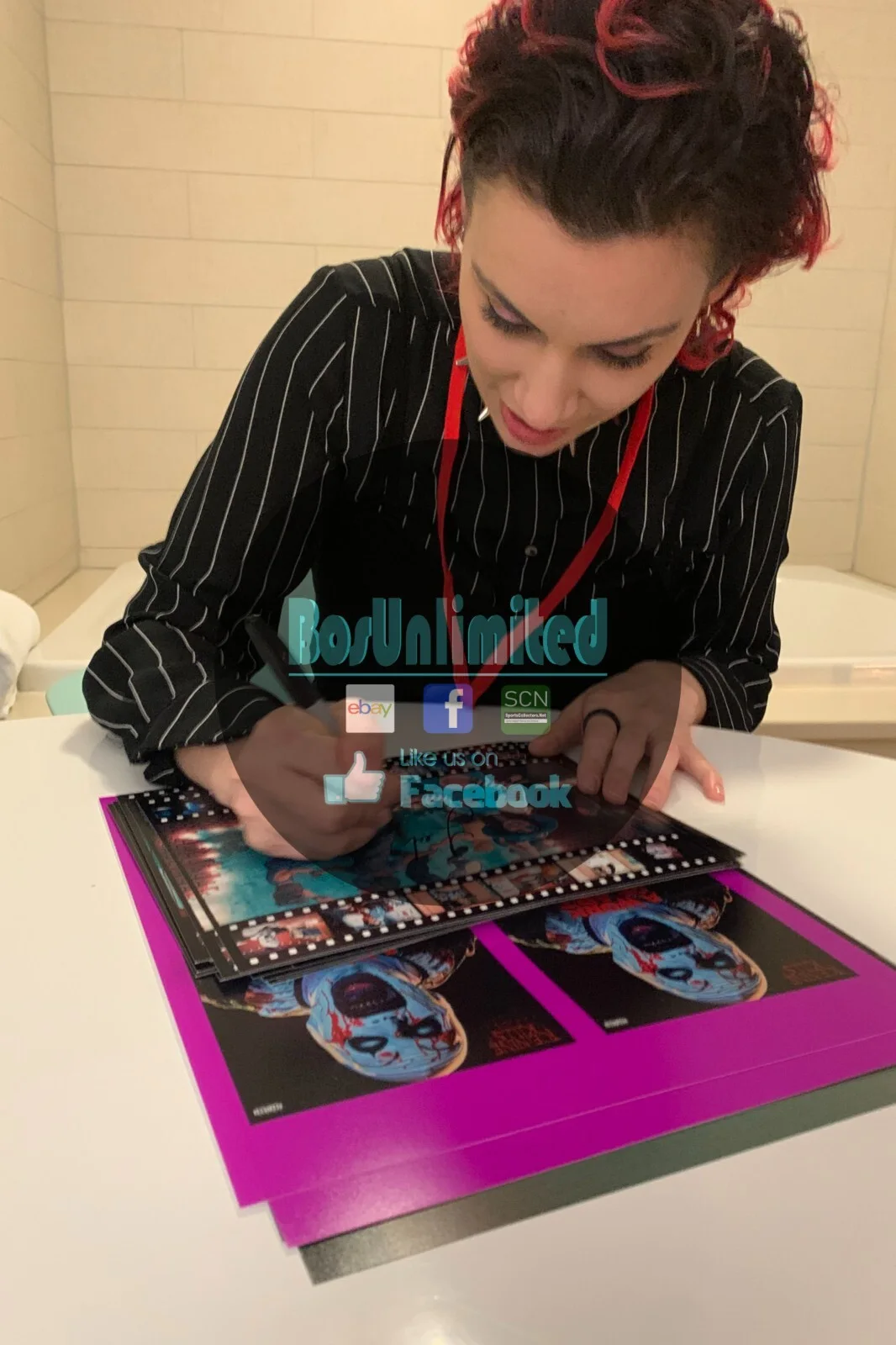 Leah Voysey — Leah Voysey signed Terrifier 2 Clown Cafe Host 8x10 Photo EXACT PROOF A, image 5