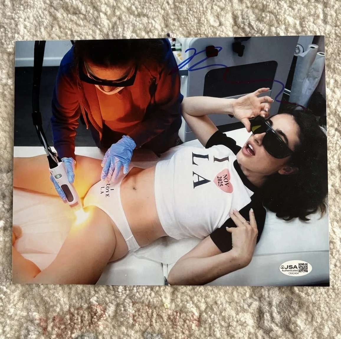 Rachel Sennott — Rachel Sennott Signed Autographed 8x10 Photo I Love LA Maia Hot Sexy JSA COA!, изображение 2
