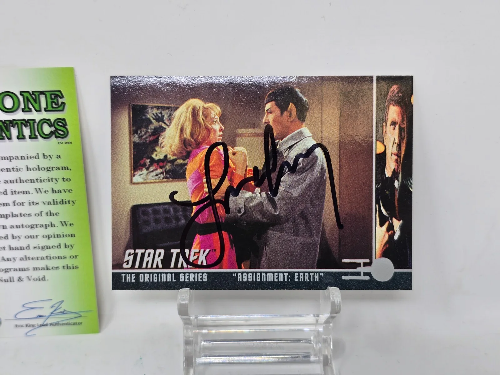 Leonard Nimoy — LEONARD NIMOY Signed 1998 Star Trek Card Assignment Earth w COA Hologram, изображение 2
