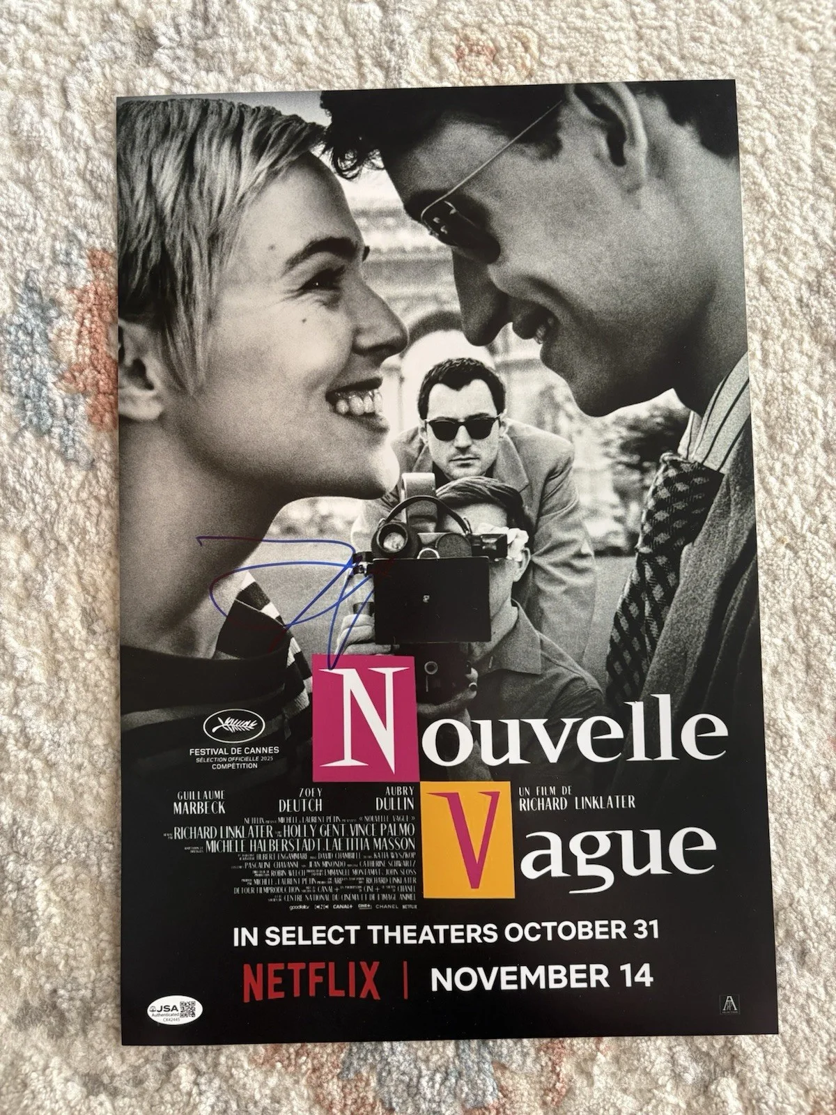 Zoey Deutch — Zoey Deutch Signed Autographed Nouvelle Vague 12x18 Photo Movie Poster Print JSA, изображение 2