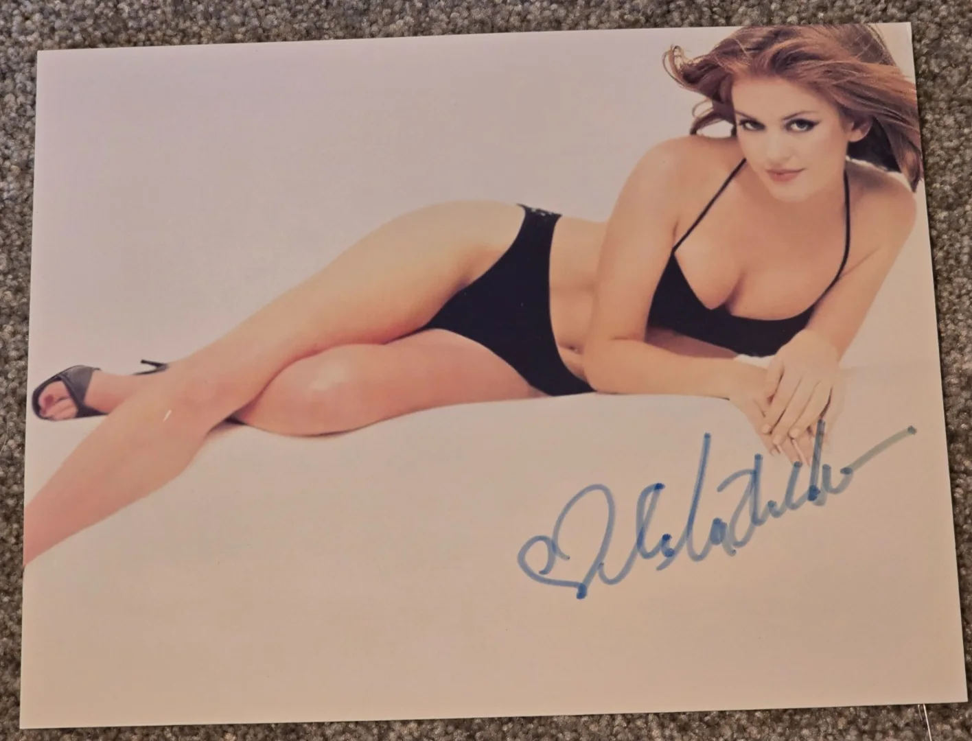 Isla Fisher — STUNNINGLY BEAUTIFUL! Isla Fisher Signed Autographed 8x10 Photo & COA!