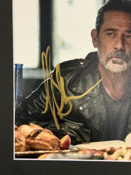 Jeffrey Dean Morgan — Jeffrey Dean Morgan Signed The Walking Dead 8x10 Photo, изображение 2