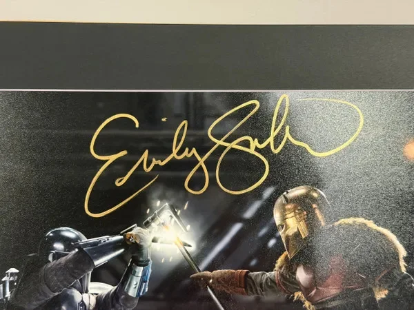 Emily Swallow — Emily Swallow Signed The Mandalorian 8x10 Photo, изображение 2
