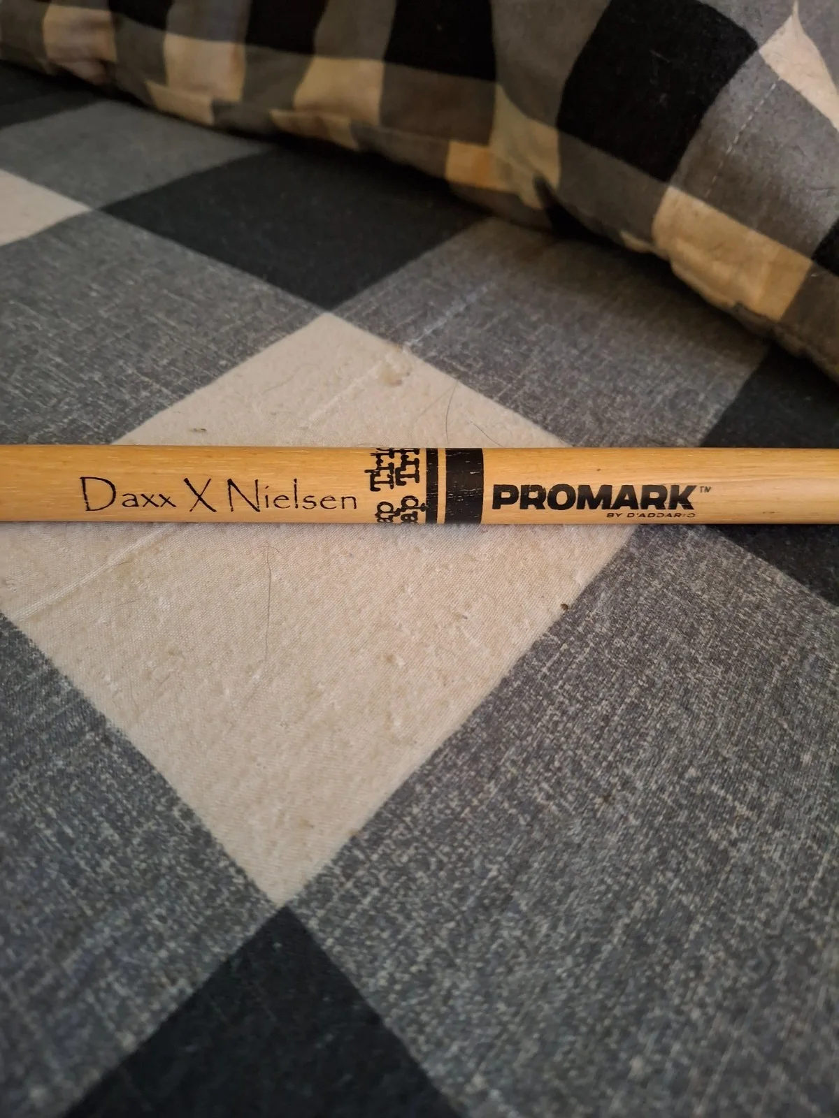Daxx Neilsen drumstick Received at show in Niagara Falls Ontario show., изображение 2