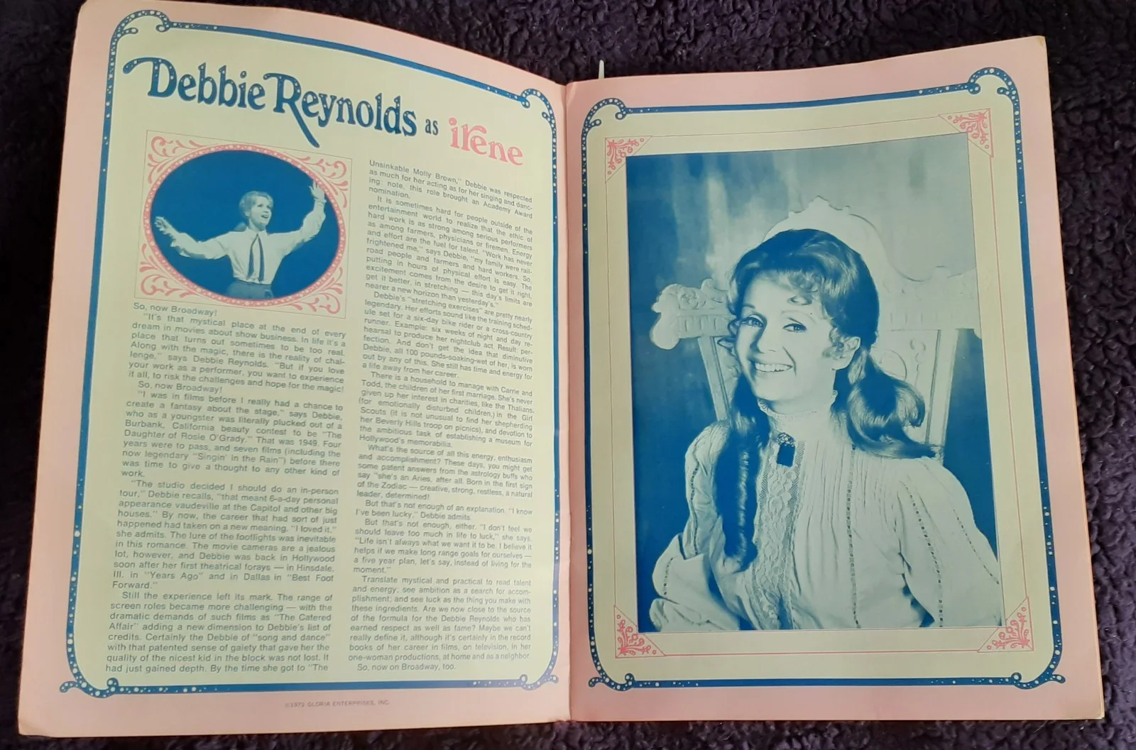 Debbie Reynolds Signed Autograph Irene Souvenier Album Plus Irene Playbill OBO, image 3