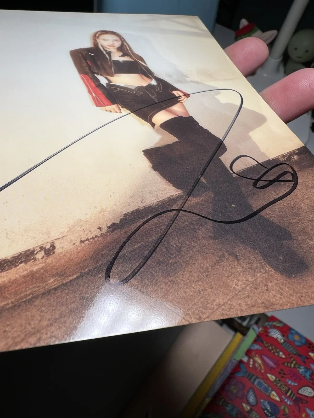 Autographed Original TWICE Nayeon Photograph 4x6 in Signed Photo, image 3