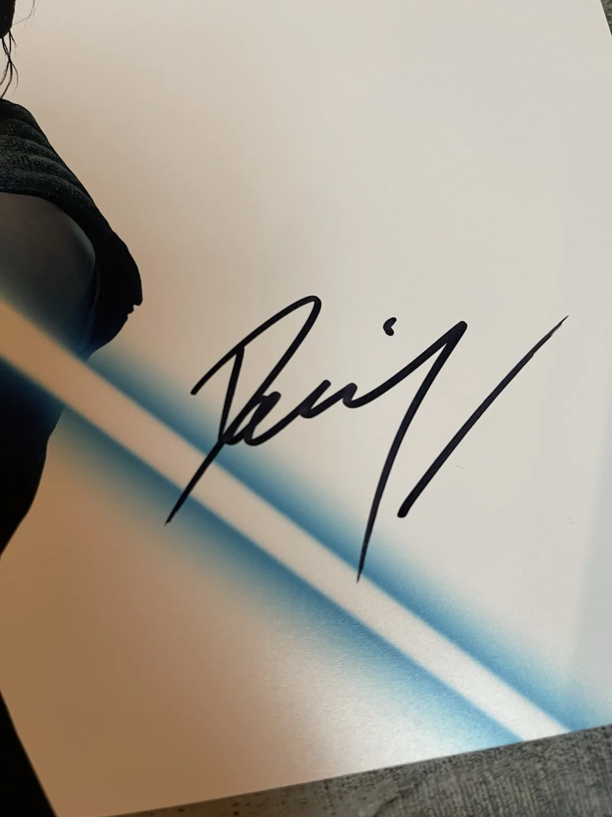 Daisy Ridley — Daisy Ridley signed Star Wars photo 8x10 autographed COA, image 2