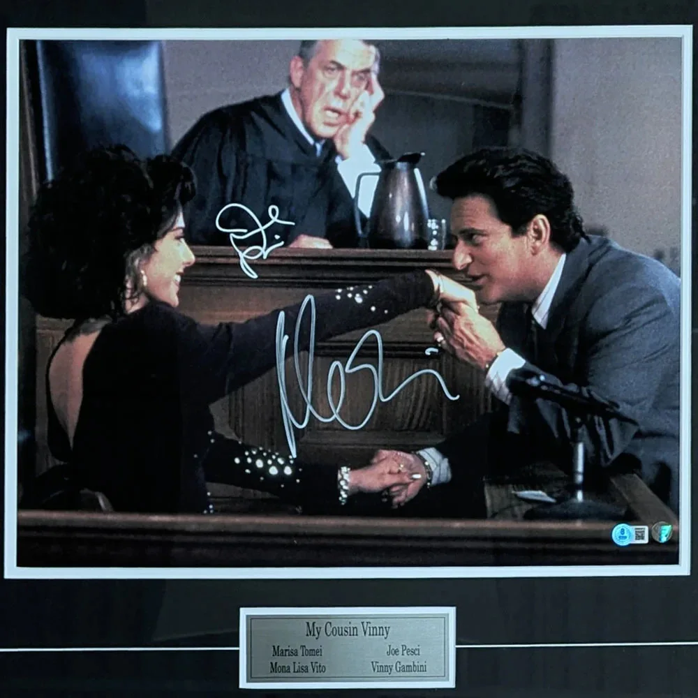 Marisa Tomei/Joe Pesci Framed Autographed "My Cousin Vinny" 16X20 Photo, изображение 2