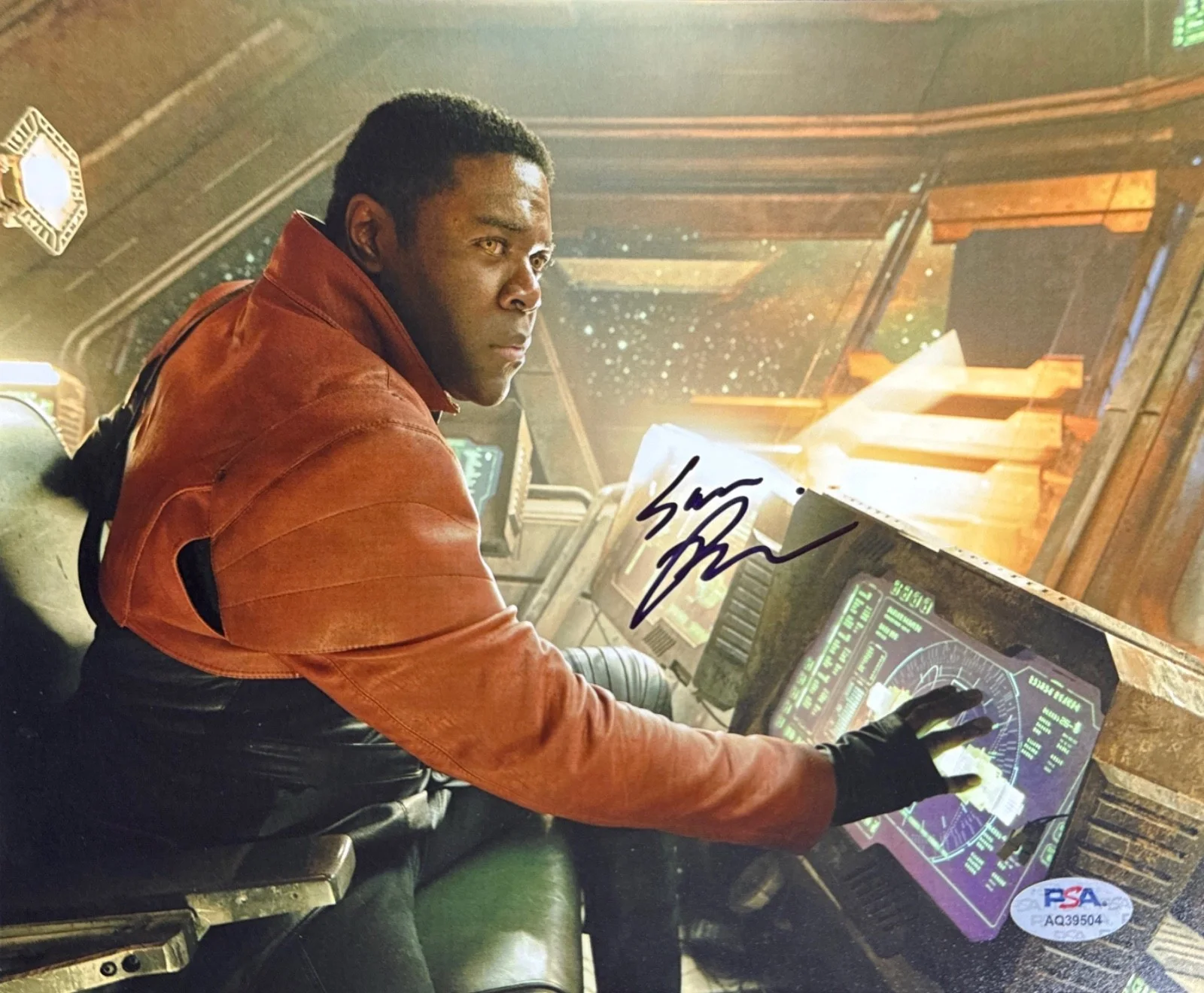 Sam Richardson — Sam Richardson Signed 8x10 Star Trek Section 31 Photo PSA AQ39504, изображение 2