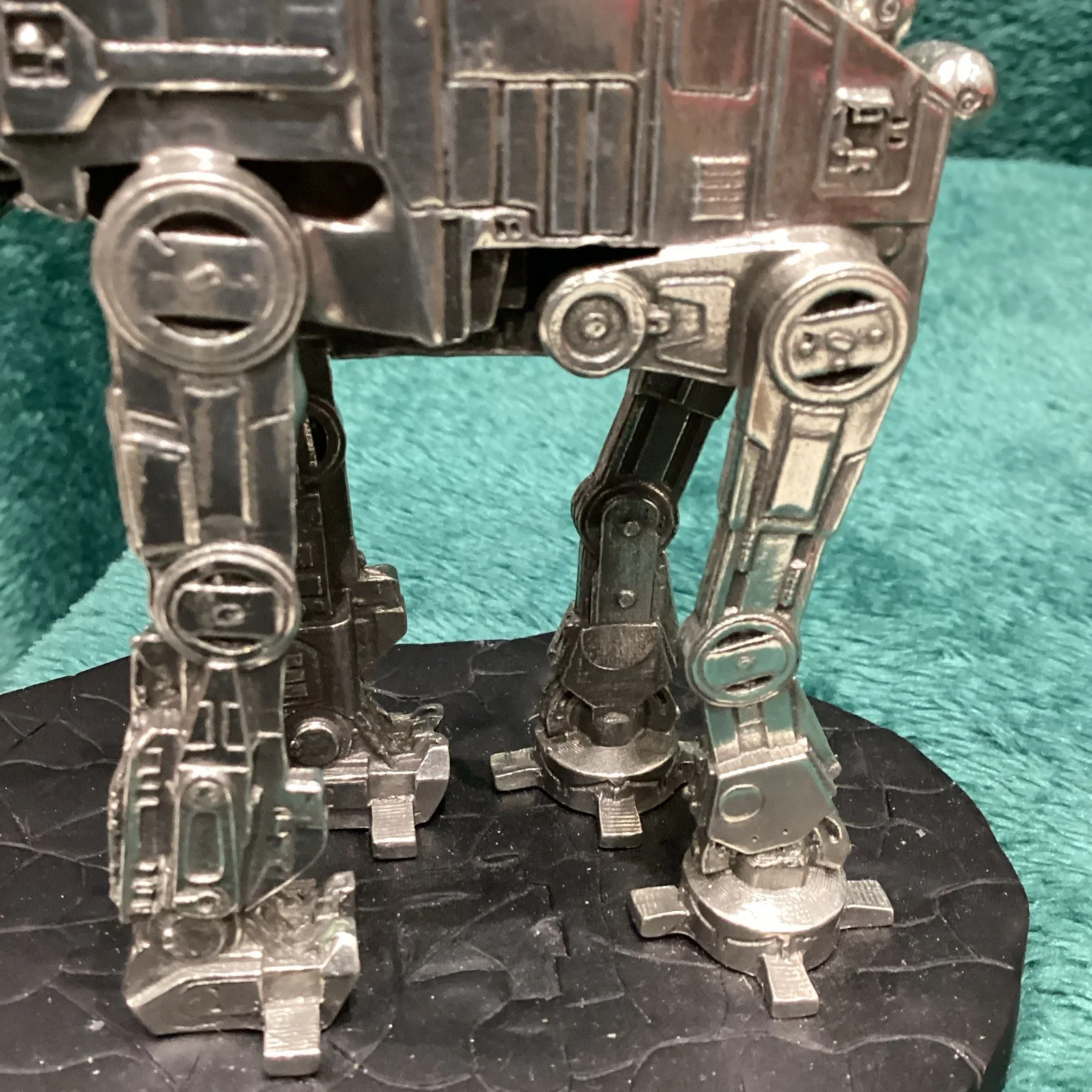 Royal Selangor Star Wars Figurine - AT-M6 Walker Replica, image 3