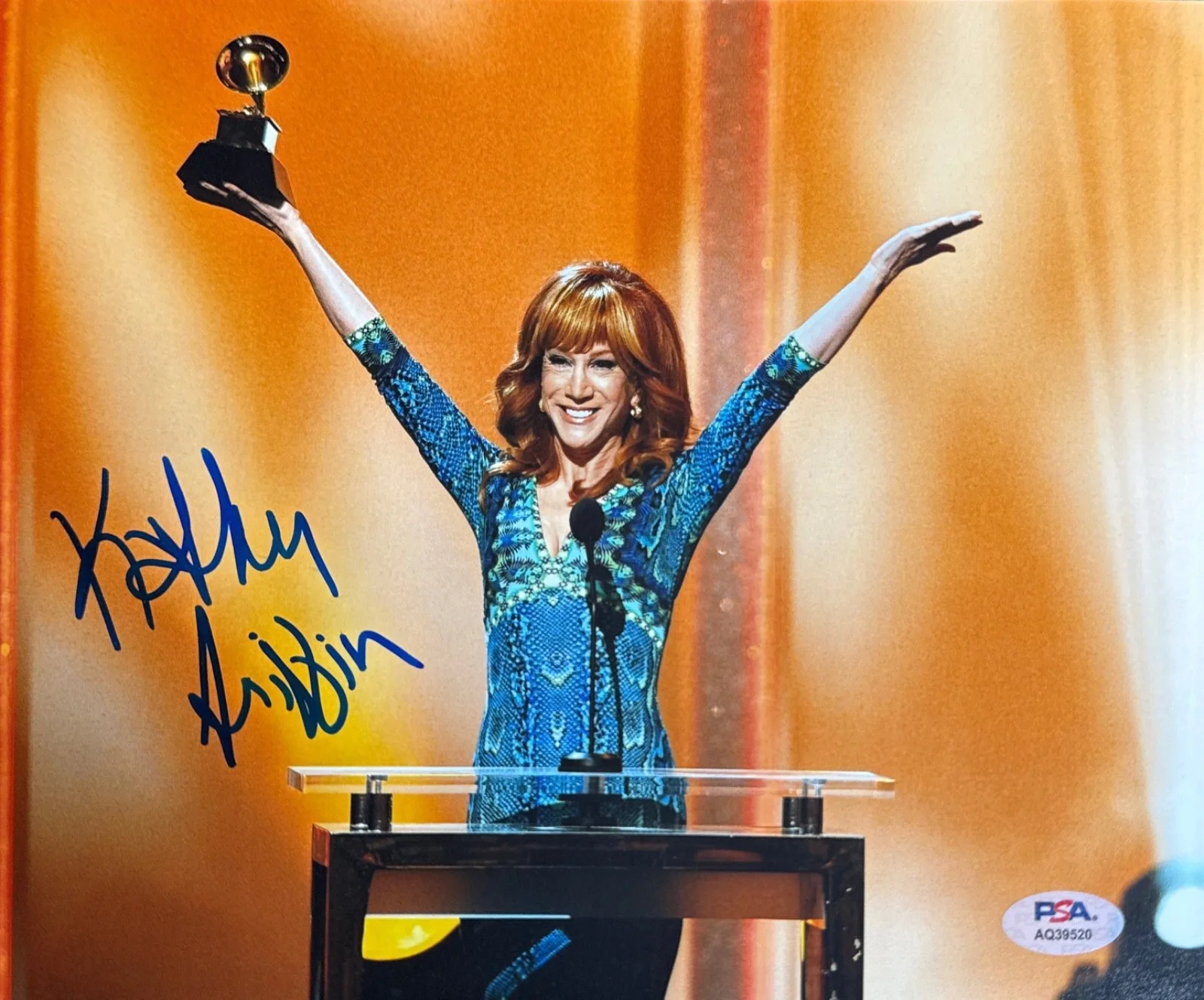 Kathy Griffin — Kathy Griffin Signed 8x10 Photo Comedian Actress PSA AQ39520, изображение 2