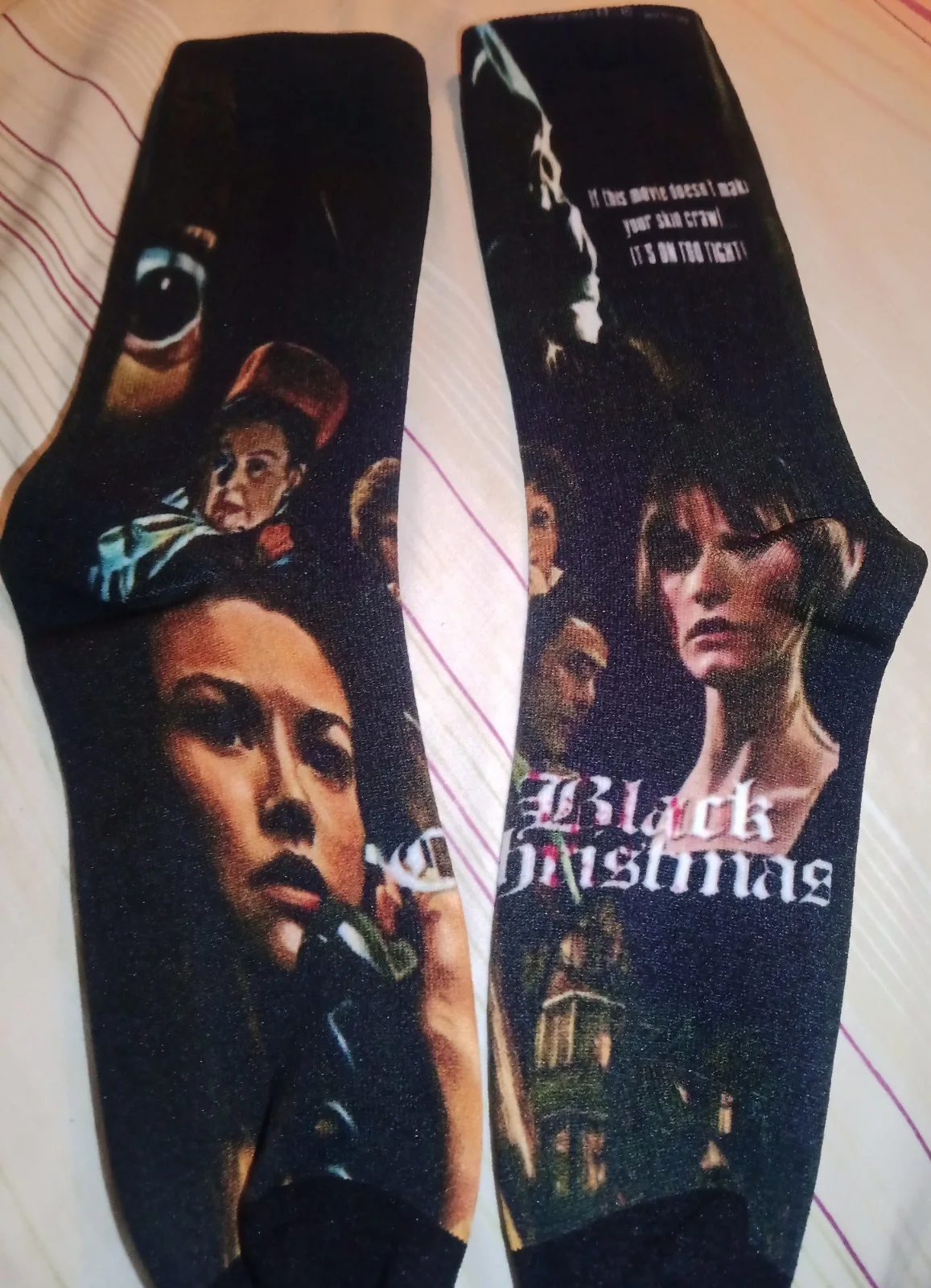 BLACK CHRISTMAS * NWOT * SOCKS * IMAGES FROM ORIGINAL FILM 1974, изображение 2