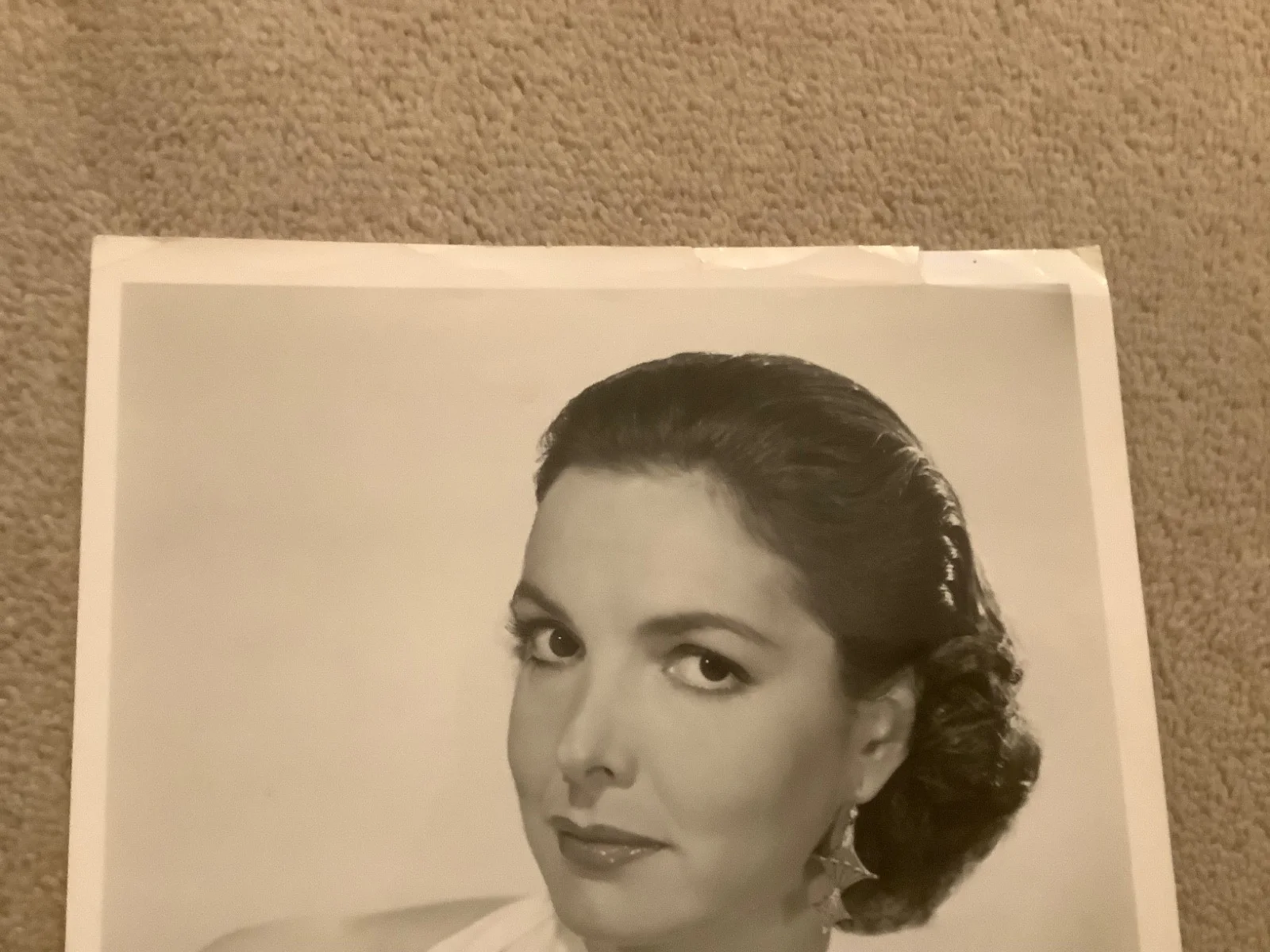 Elizabeth Sellers Film Still . Was in “The man in the Sky" David Boulton, изображение 2