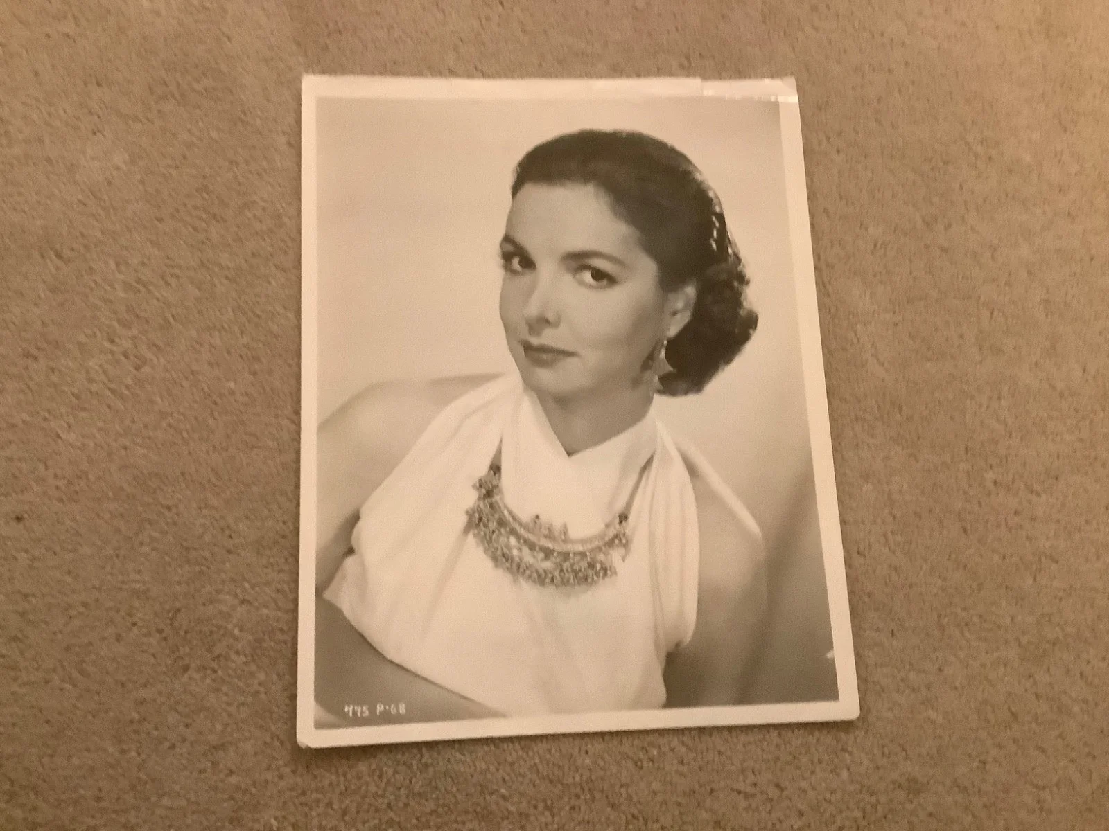 Elizabeth Sellers Film Still . Was in “The man in the Sky" David Boulton, изображение 4
