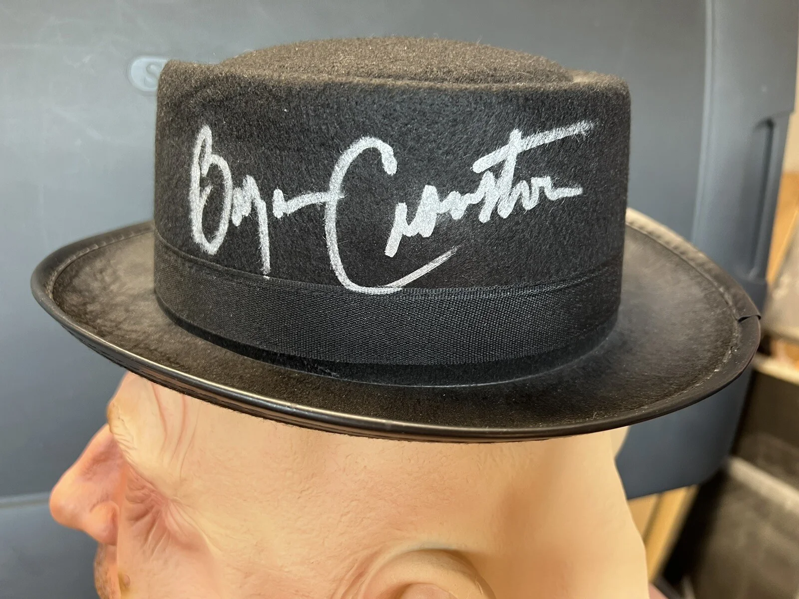 Bryan Cranston — Bryan Cranston Signed Autographed Breaking Bad Fedora Heisenberg PSA/DNA, image 5
