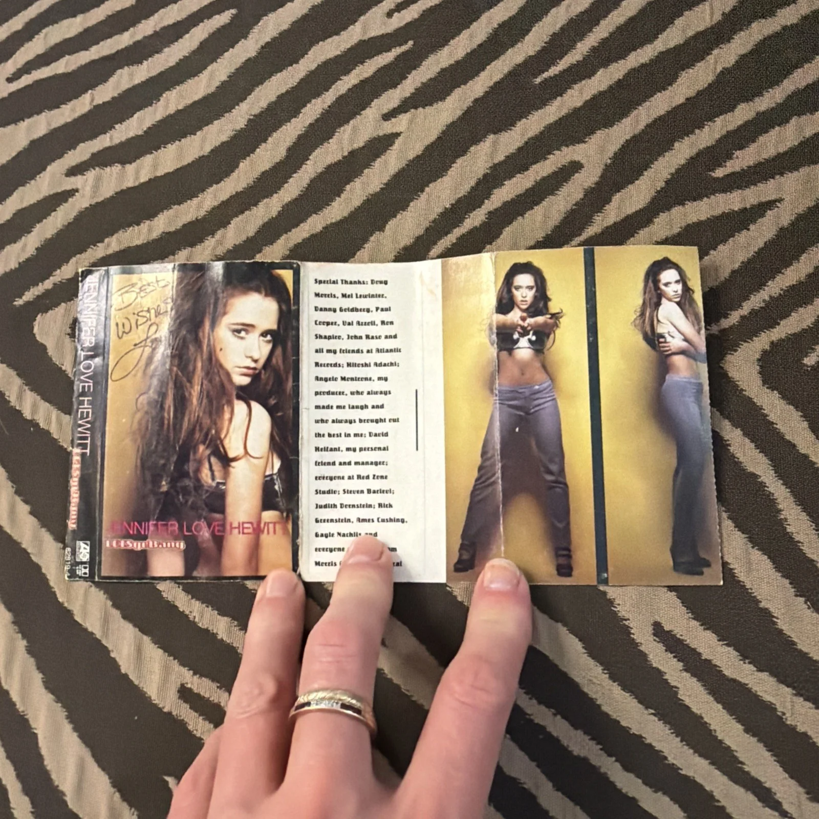 Jennifer Love Hewitt — JENNIFER LOVE HEWITT Let’s go bang Breathtaking Beauty - SIGNED cassette slip, image 4